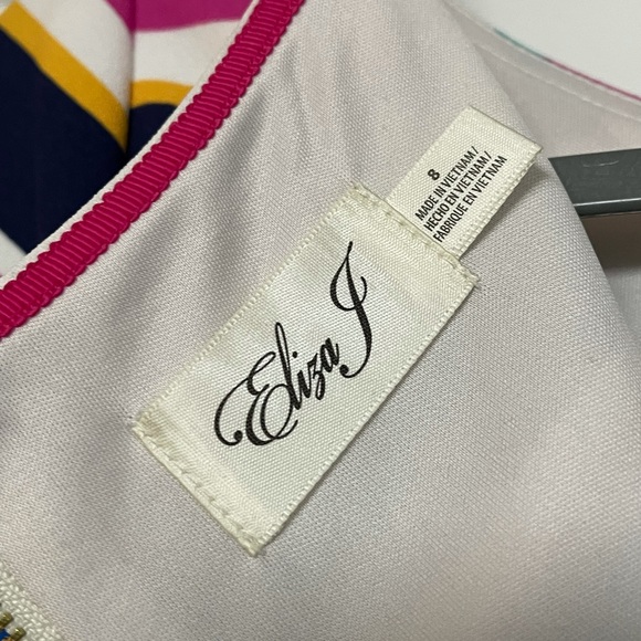 Flattering Striped Colorful Eliza J Midi Dress Perfect for Florida, Palm Springs - Picture 3 of 3